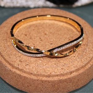 Gold plated bangle